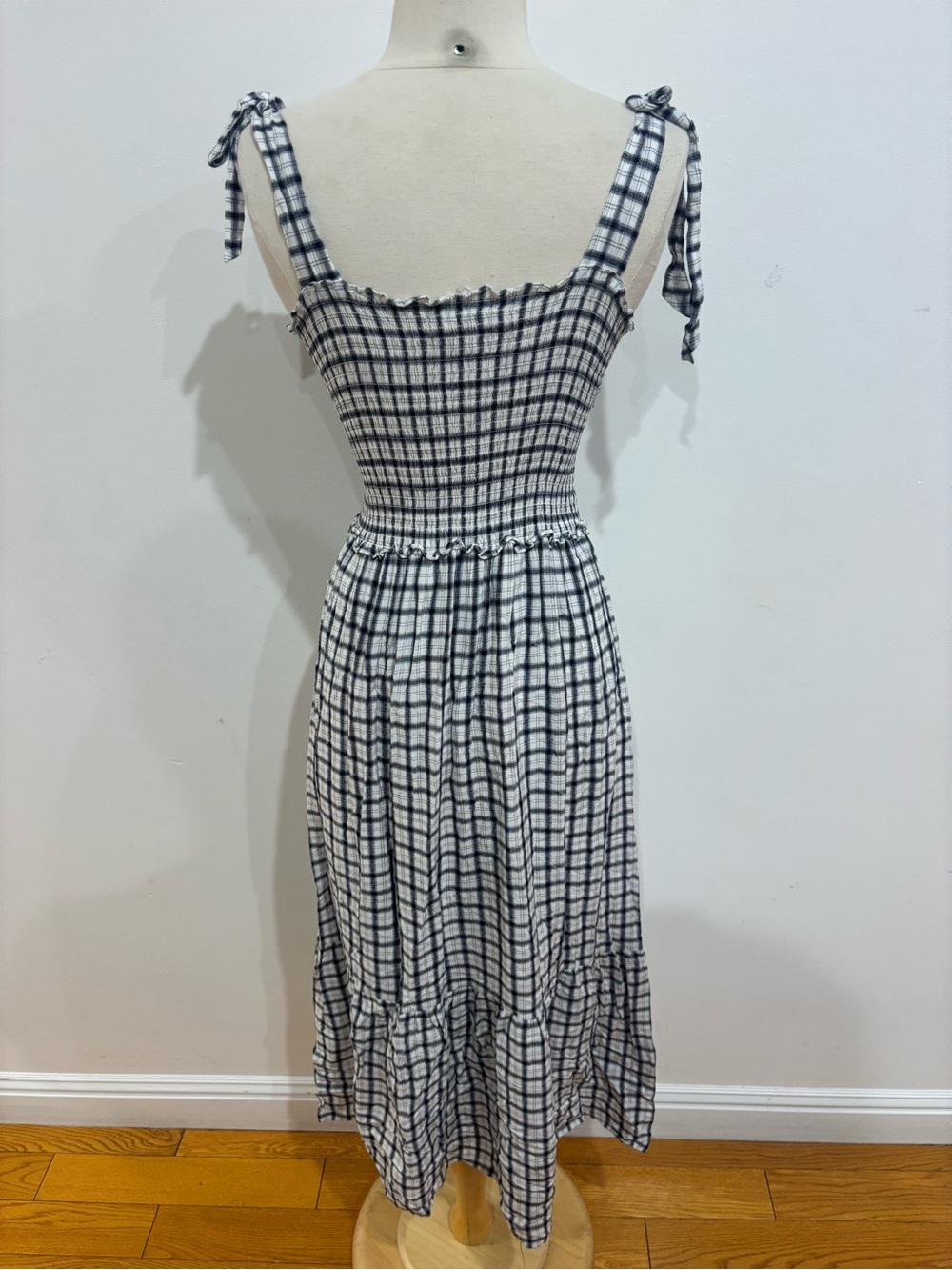 Ripe Phoebe Smocked Dress, Size: M - Picture 8 of 12